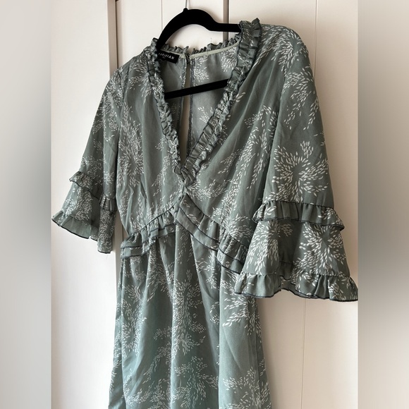 TALL sage green floral dress - Picture 2 of 6
